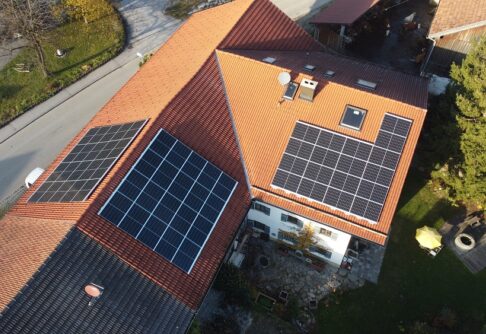 Photovoltaik Anlage mit drei Feldern